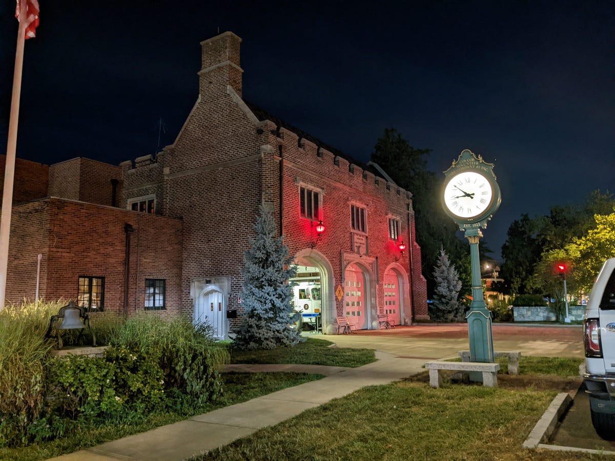 Đánh giá Google Pixel 6a: Điện thoại đạt mọi chỉ số tốt trong tầm giá 10 triệu đồng